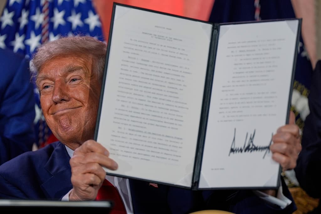 ترامب يفرض رسوما جمركية على 70 دولة الخميس المقبل