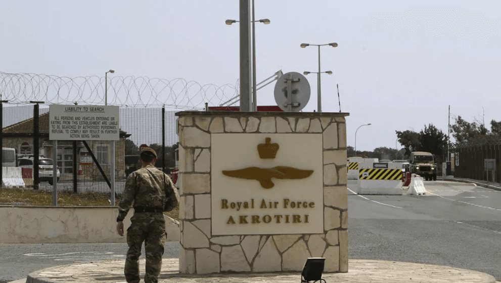 لندن: هجوم بمسيّرة على قاعدة أكروتيري في قبرص