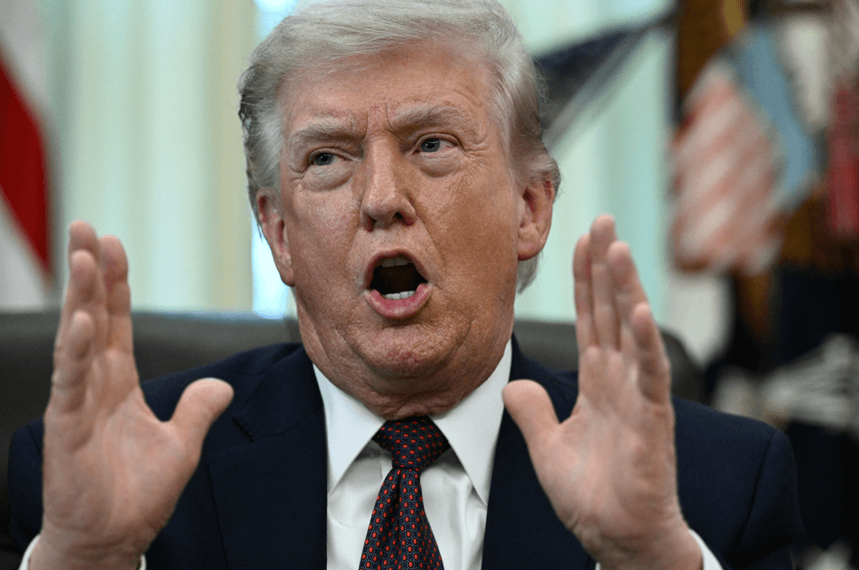 ترامب: إسقاط طائرة أميركية لن يؤثر على المفاوضات مع إيران