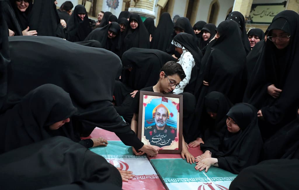 إيران تعين قائدا جديدا لاستخبارات الحرس الثوري