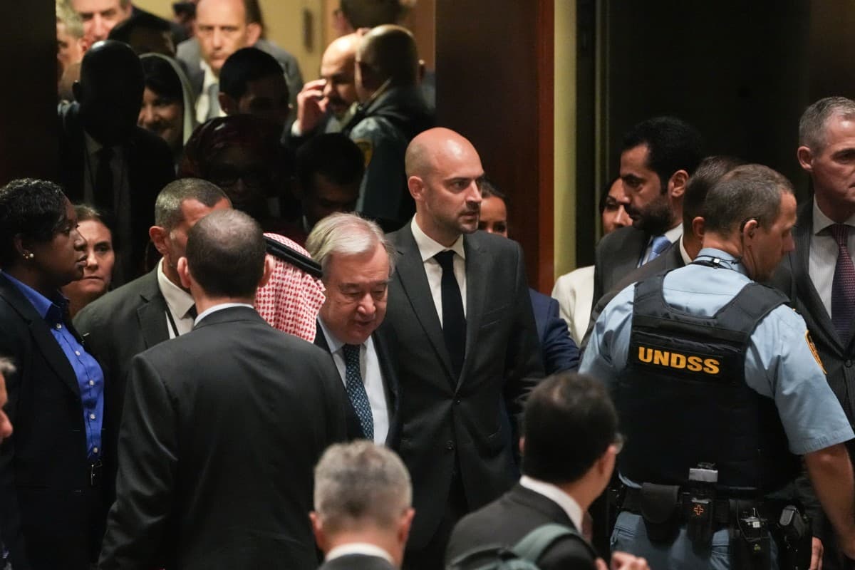 وزير الخارجية الفرنسي يرفض أي بديل للدولة الفلسطينية