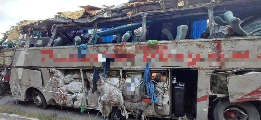 17 قتيلا على الأقل في حادث حافلة شمال شرقي البرازيل
