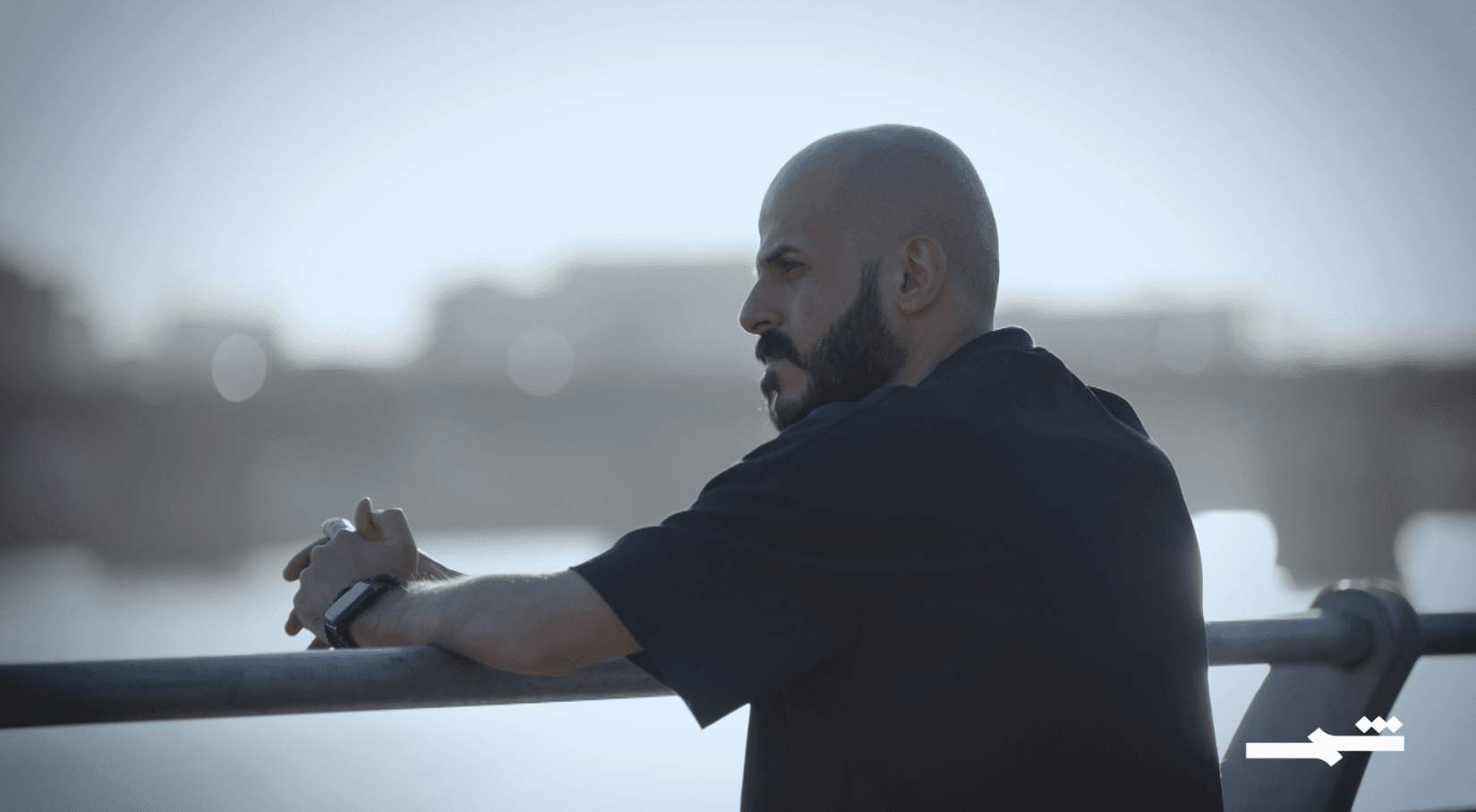 صورة | معتز سامي.. عدسة تعانق الطفولة في زمن الحرب