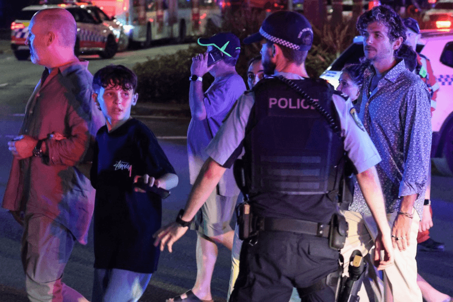 قتلى في إطلاق نار خلال فعالية عيد "حانوكا" اليهودي على شاطئ بونداي بسيدني