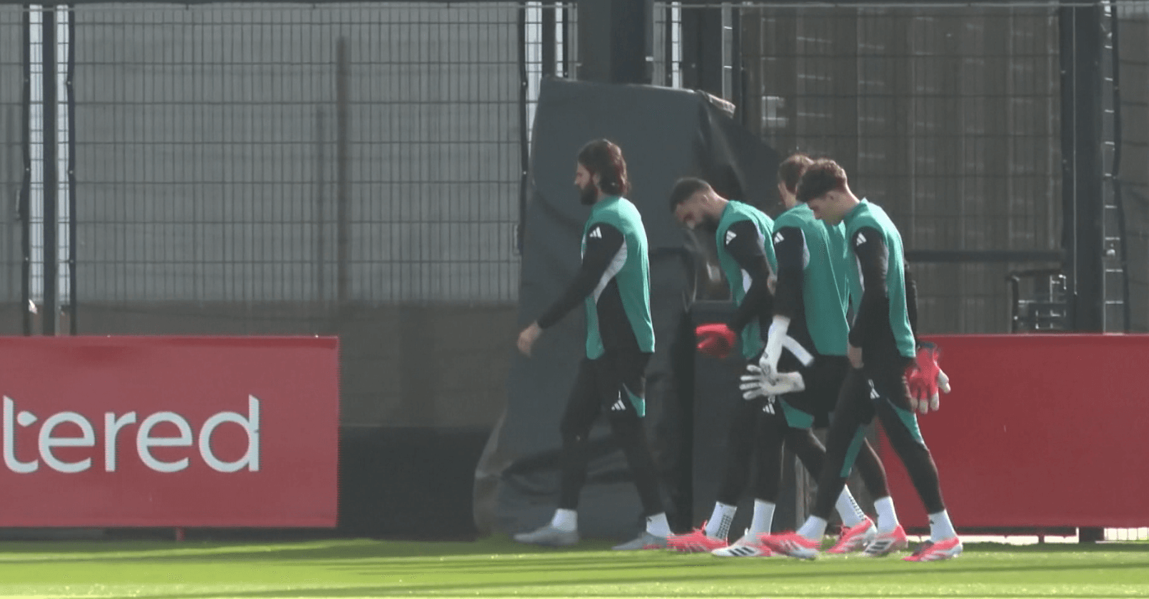 ليفربول يسعى لاستعادة توازنه أمام برينتفورد في الدوري الإنجليزي