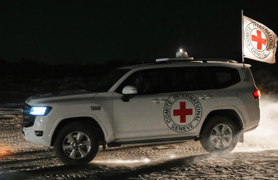 إسرائيل تعيد جثامين 15 فلسطينيا إلى غزة ضمن اتفاق وقف النار