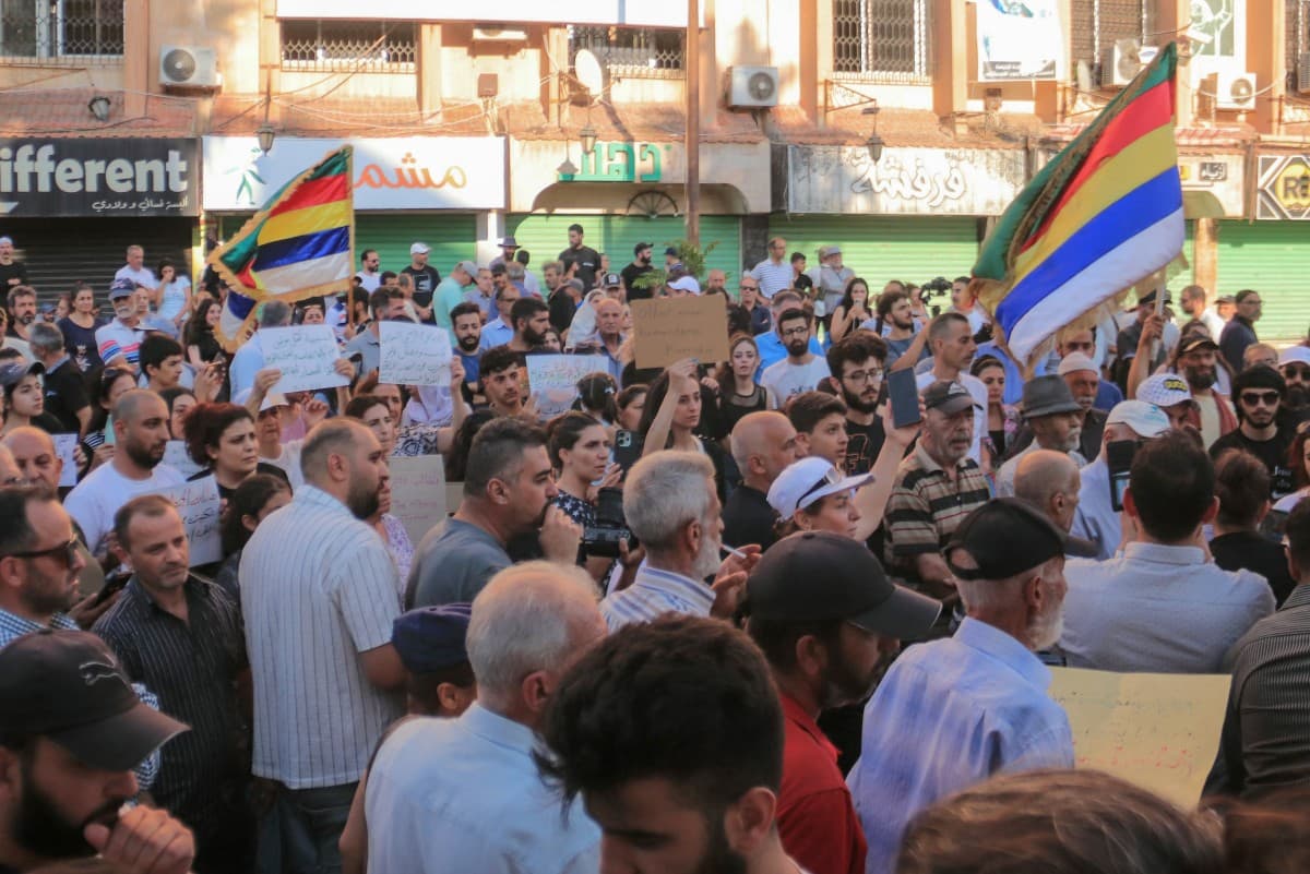 مخاوف السوريين تتصاعد جراء تهديدات وحدة البلاد