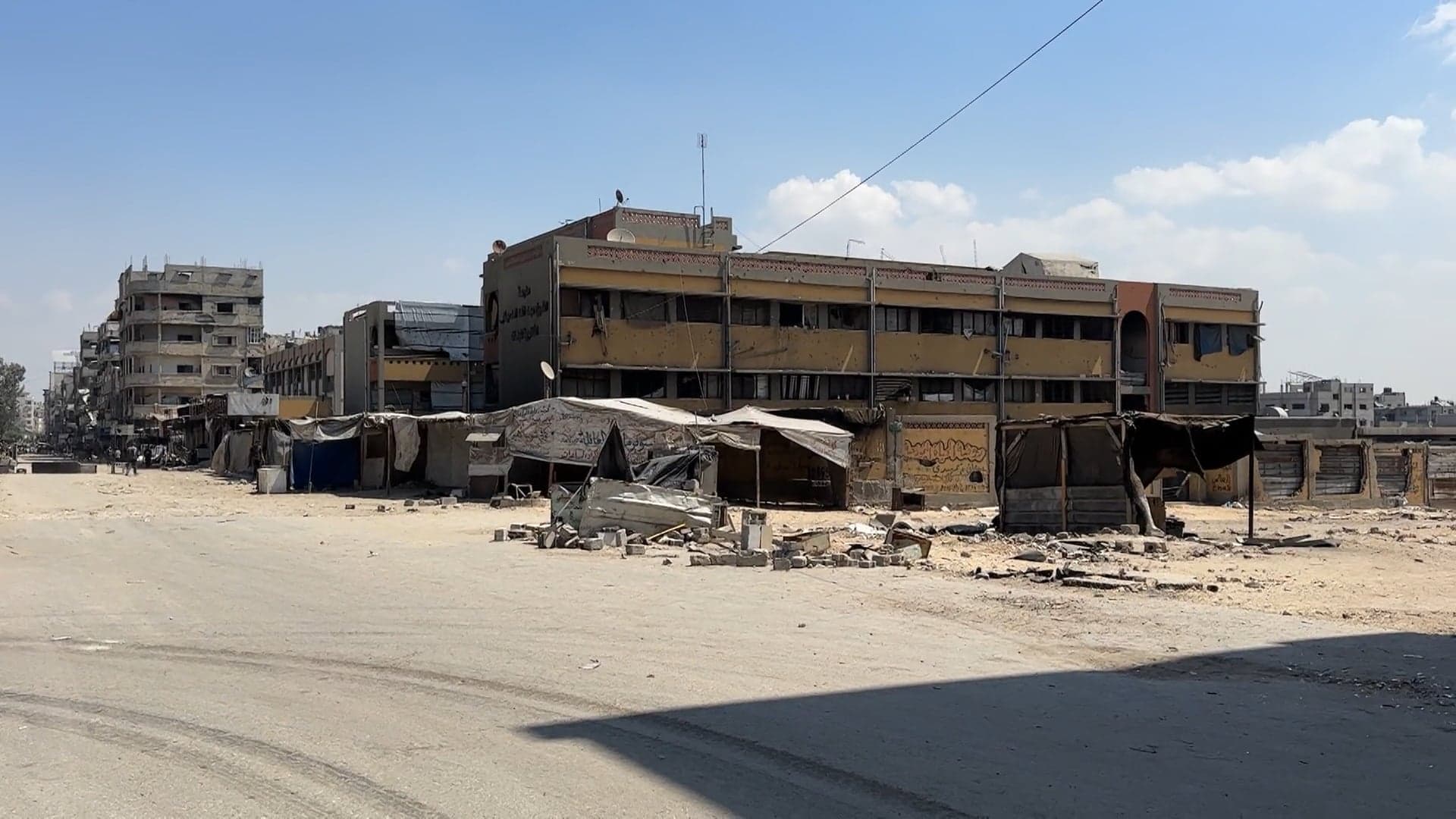 نزوح واسع وتوغل إسرائيلي في غزة