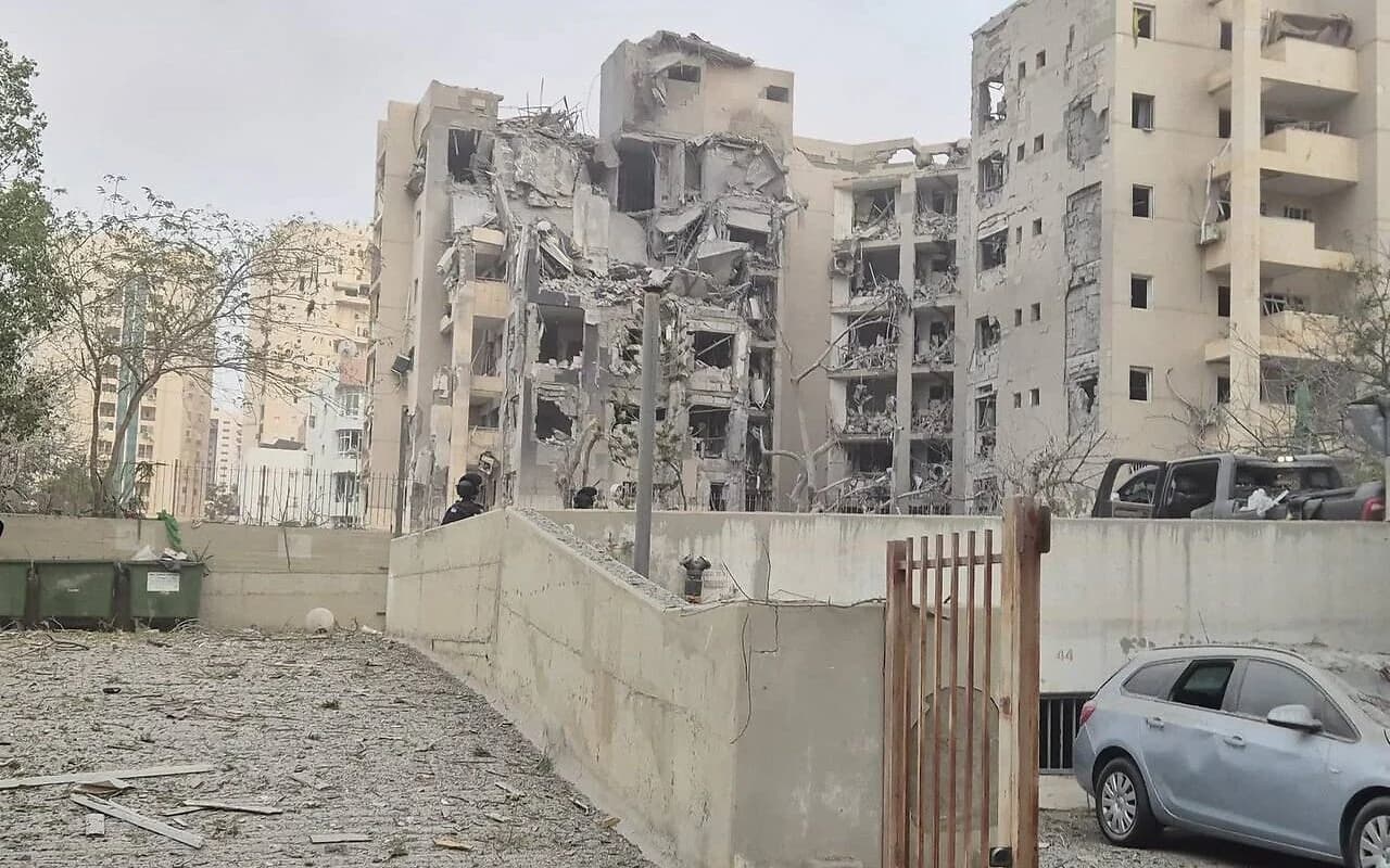  قتلى في بئر السبع بهجوم صاروخي إيراني