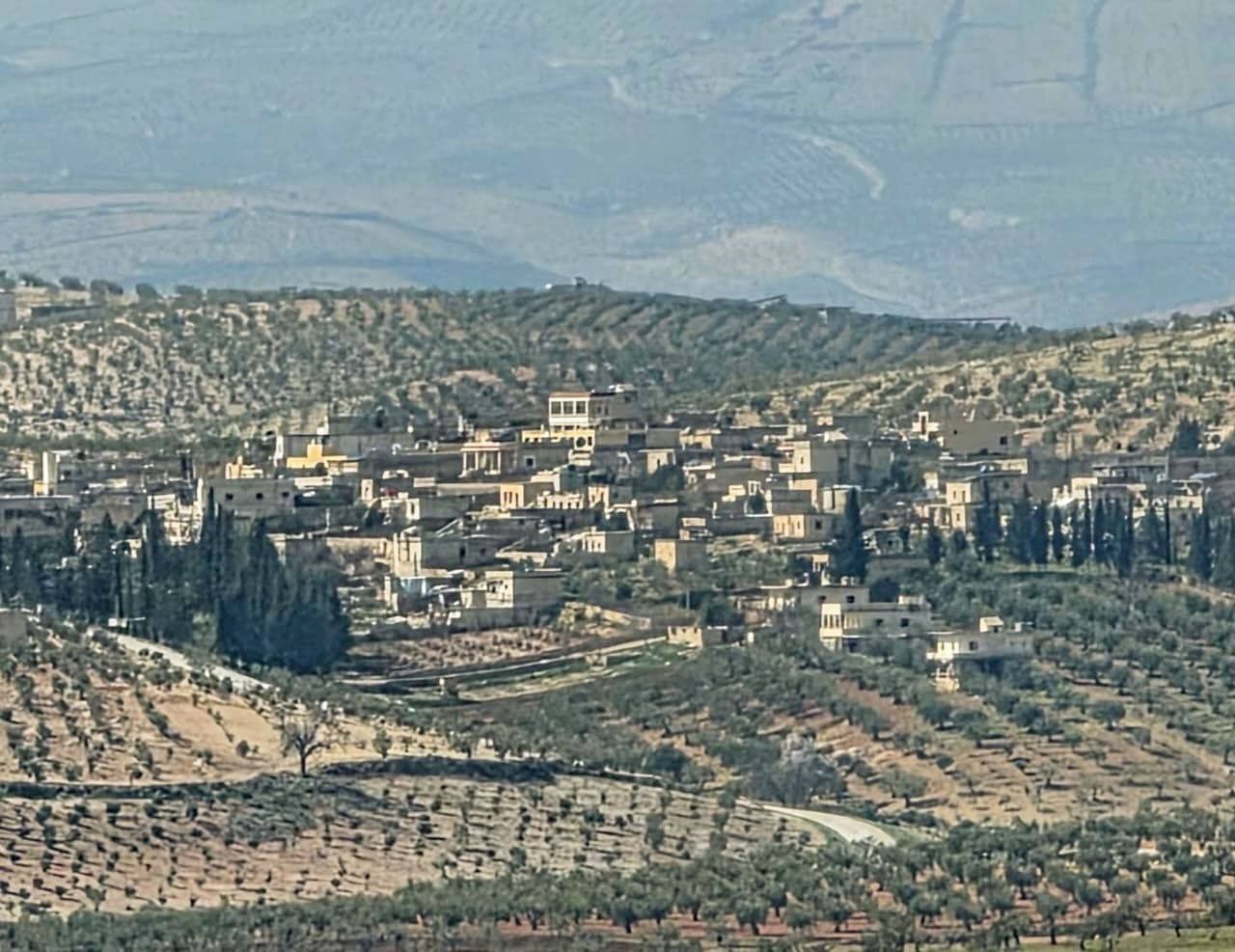 توقيف خمسة شبان في عفرين بسبب رفع علم كوردستان خلال التحضير لعيد نوروز