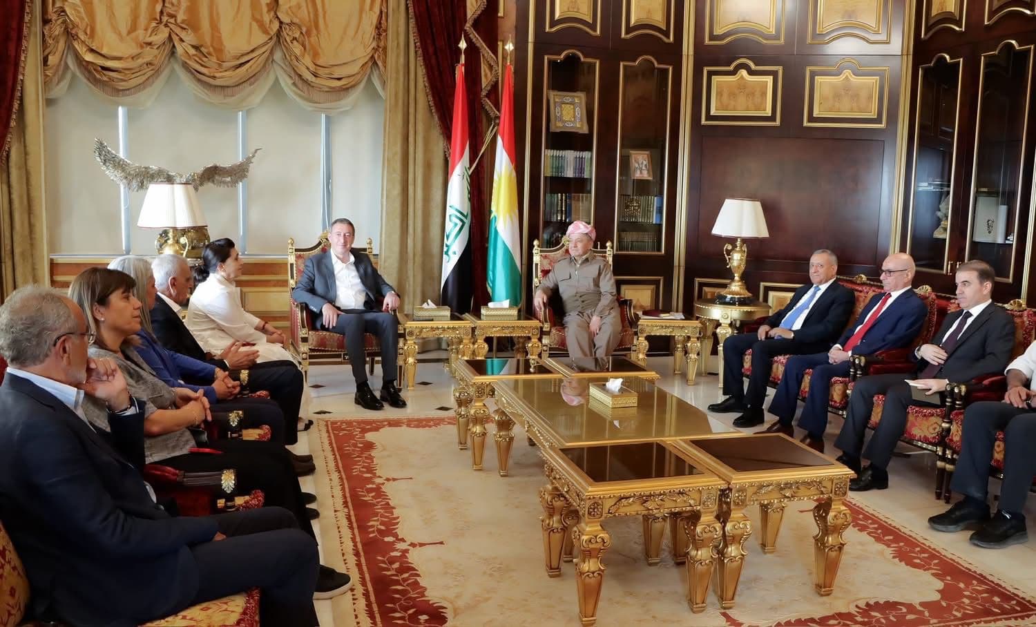 الرئيس بارزاني يلتقي وفداً من حزب المساواة وديمقراطية الشعوب (DEM)