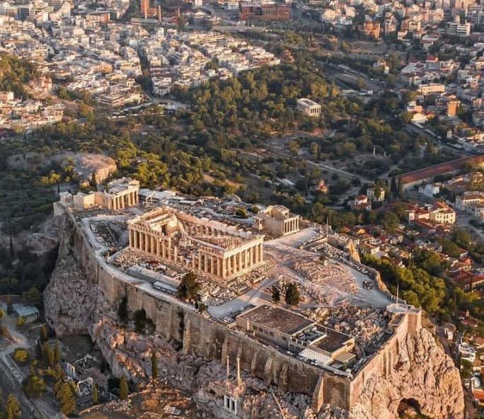 زلزال بقوة 5.3 درجات يضرب قبالة اليونان ويشعر به بشدة سكان أثينا