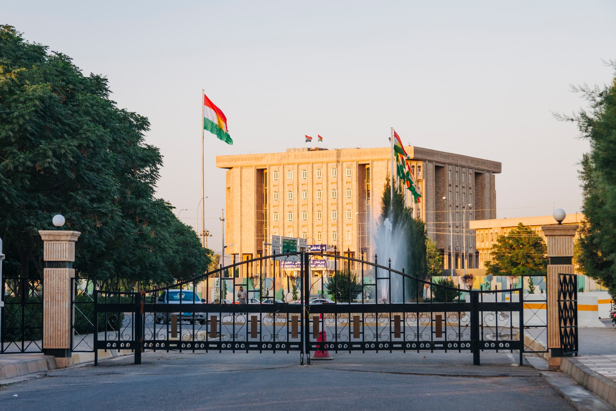الديمقراطي الكوردستاني والاتحاد الوطني يؤكدان المضي في تنظيم العمل المشترك وتشكيل حكومة الإقليم