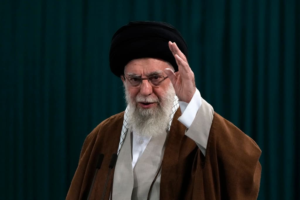 ترامب: نعلم أين يختبئ خامنئي لكن لن نقضي عليه في الوقت الراهن