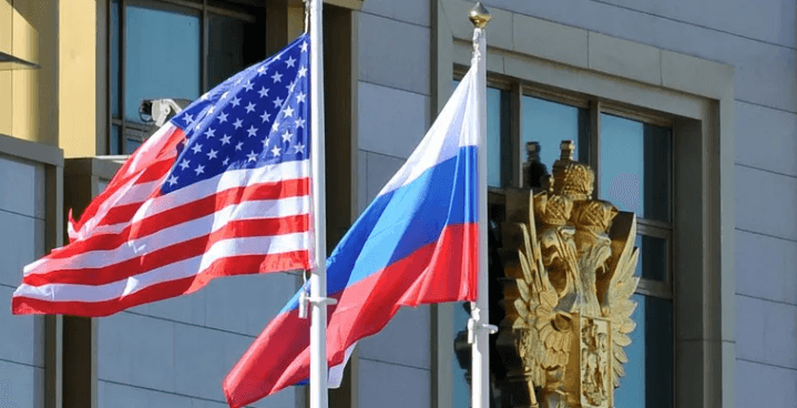 معاهدة "نيو ستارت" تشارف على الانتهاء.. آخر اتفاق نووي بين واشنطن وموسكو 