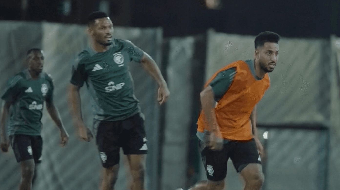 السعودية والعراق في قمة حاسمة على طريق المونديال