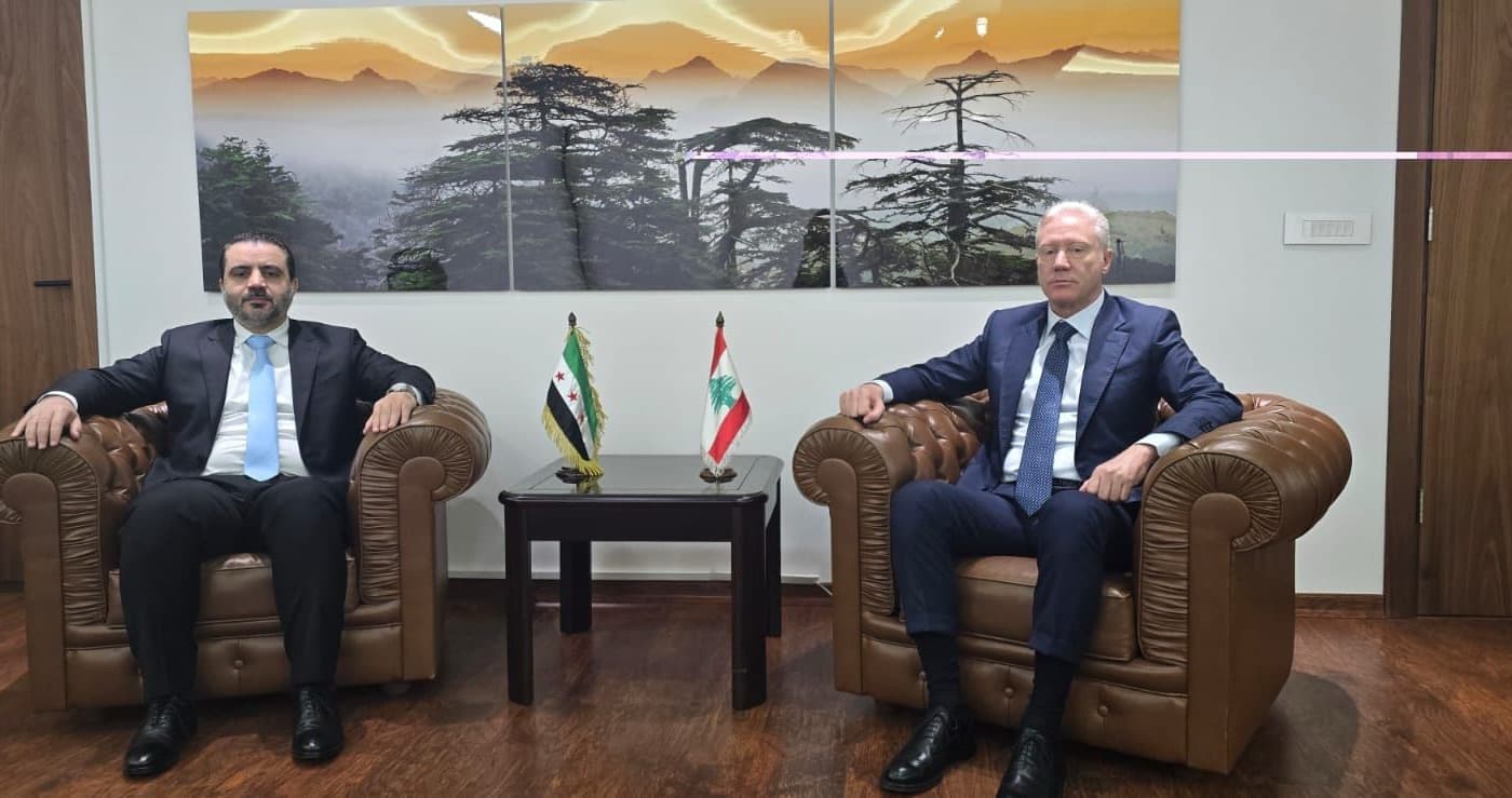 وزير الخارجية السوري يزور لبنان في أول زيارة لمسؤول رفيع منذ سقوط الأسد