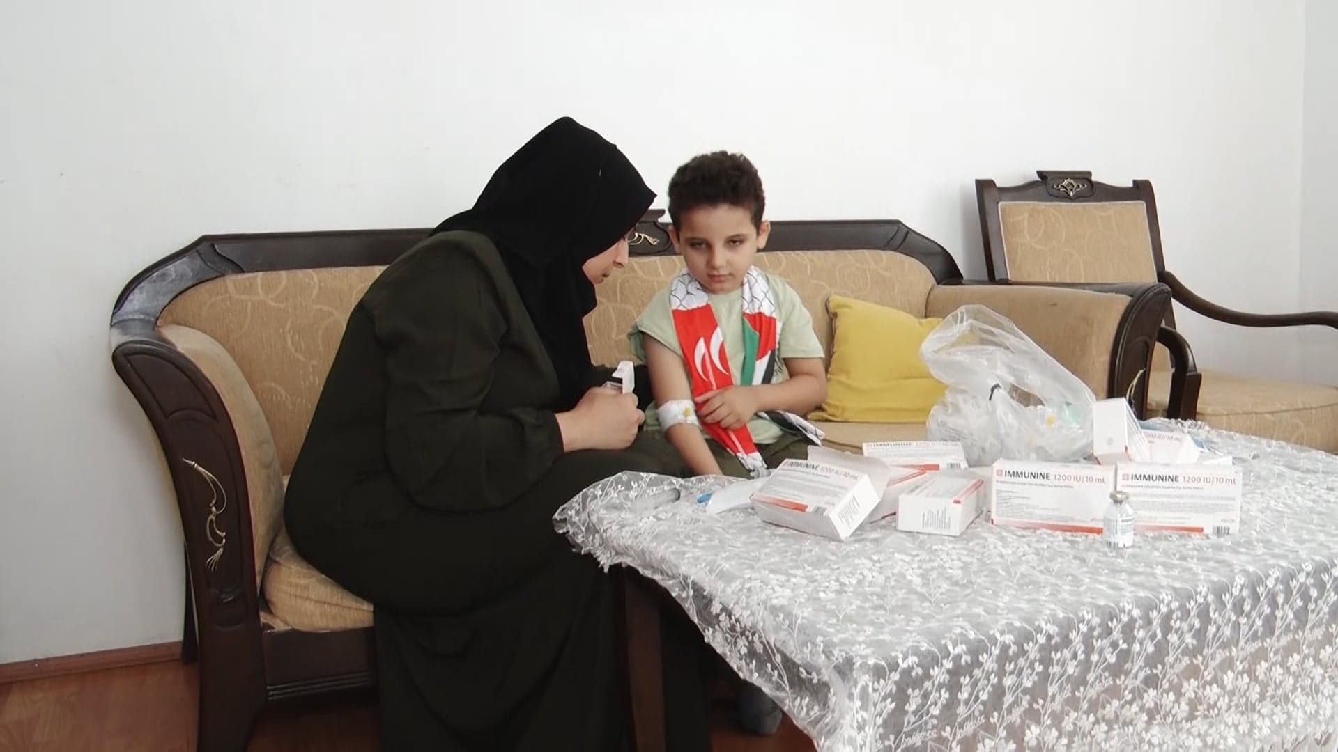 أسر فلسطينية بتركيا.. معاناة الغربة وغياب الأبناء