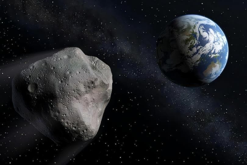 اصطدام كويكب كبير بالقمر عام 2032... هل سيؤثر على الأرض؟