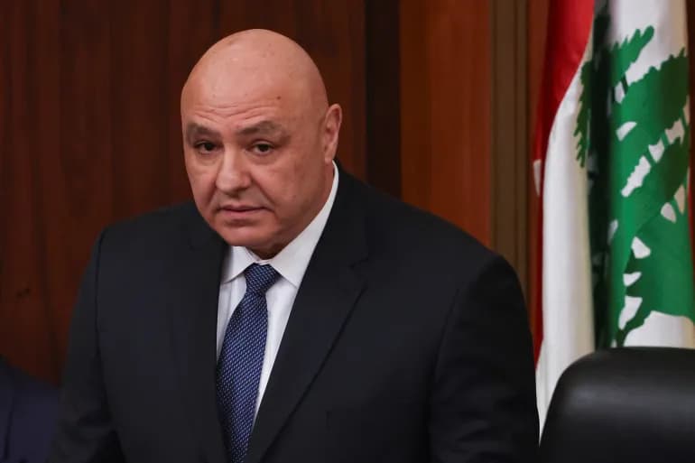 الرئيس اللبناني: استهداف الجيش اللبناني يتناقض مع دعوات لبنان والمجتمع الدولي إلى تمكين الجيش من بسط سلطة الدولة وحصر السلاح