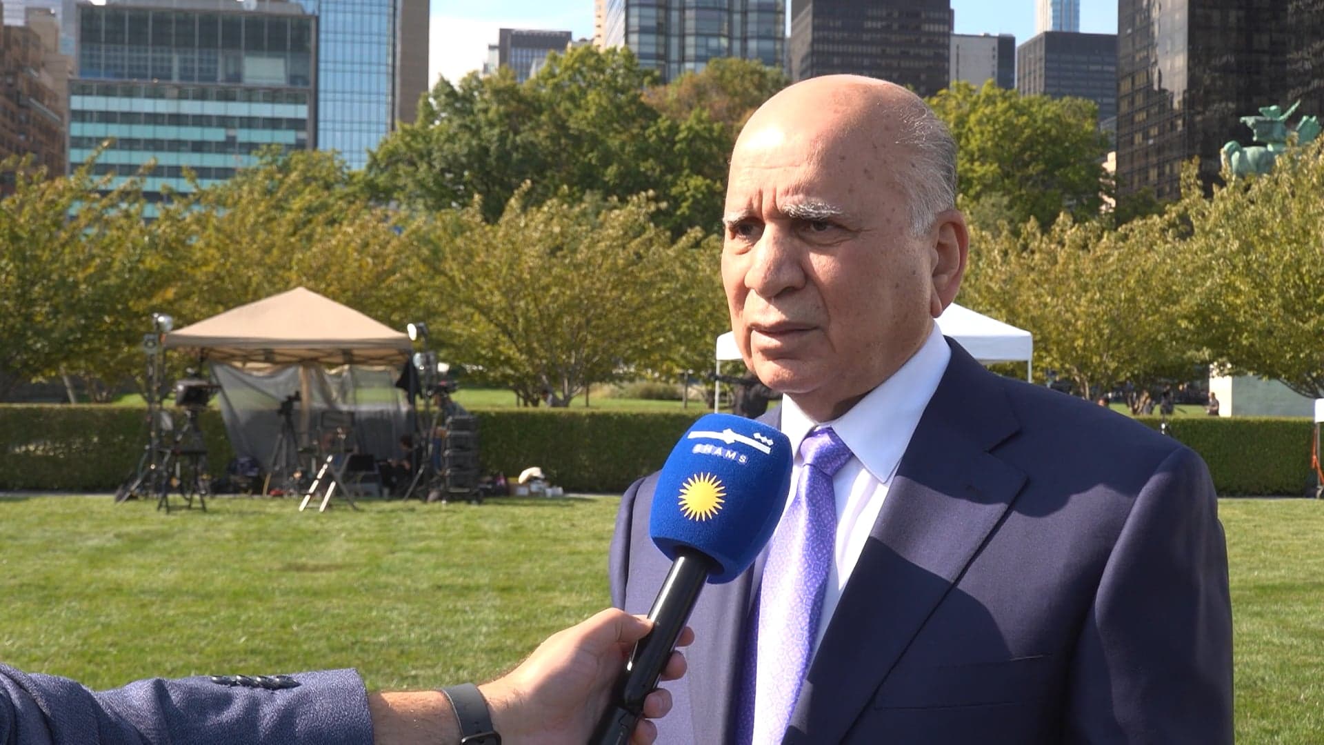 فؤاد حسين لشمس: العلاقات العراقية الأميركية ما تزال جيدة 