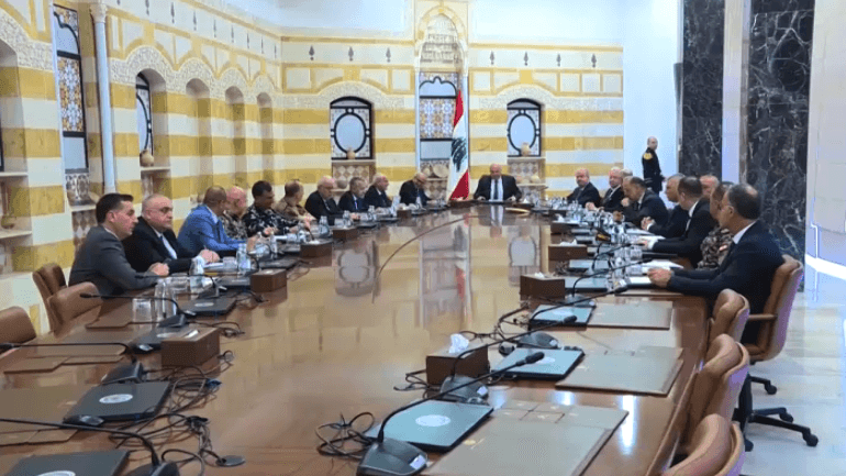 لبنان يحذر "حماس" من القيام بأعمال مسلحة تمسّ الأمن القومي