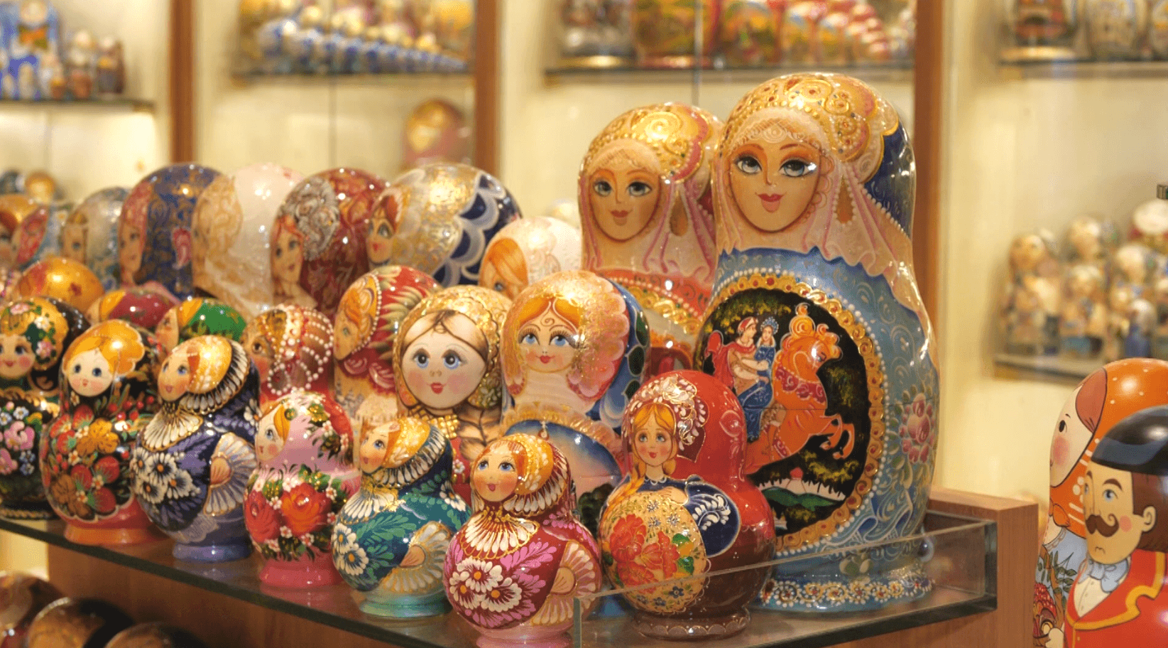 الماتريوشكا... دمية تروي قصة روسيا عبر الأجيال