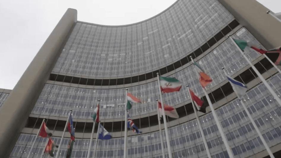 إيران تربط العودة لاتفاق 2015 بضمان حقها في التخصيب