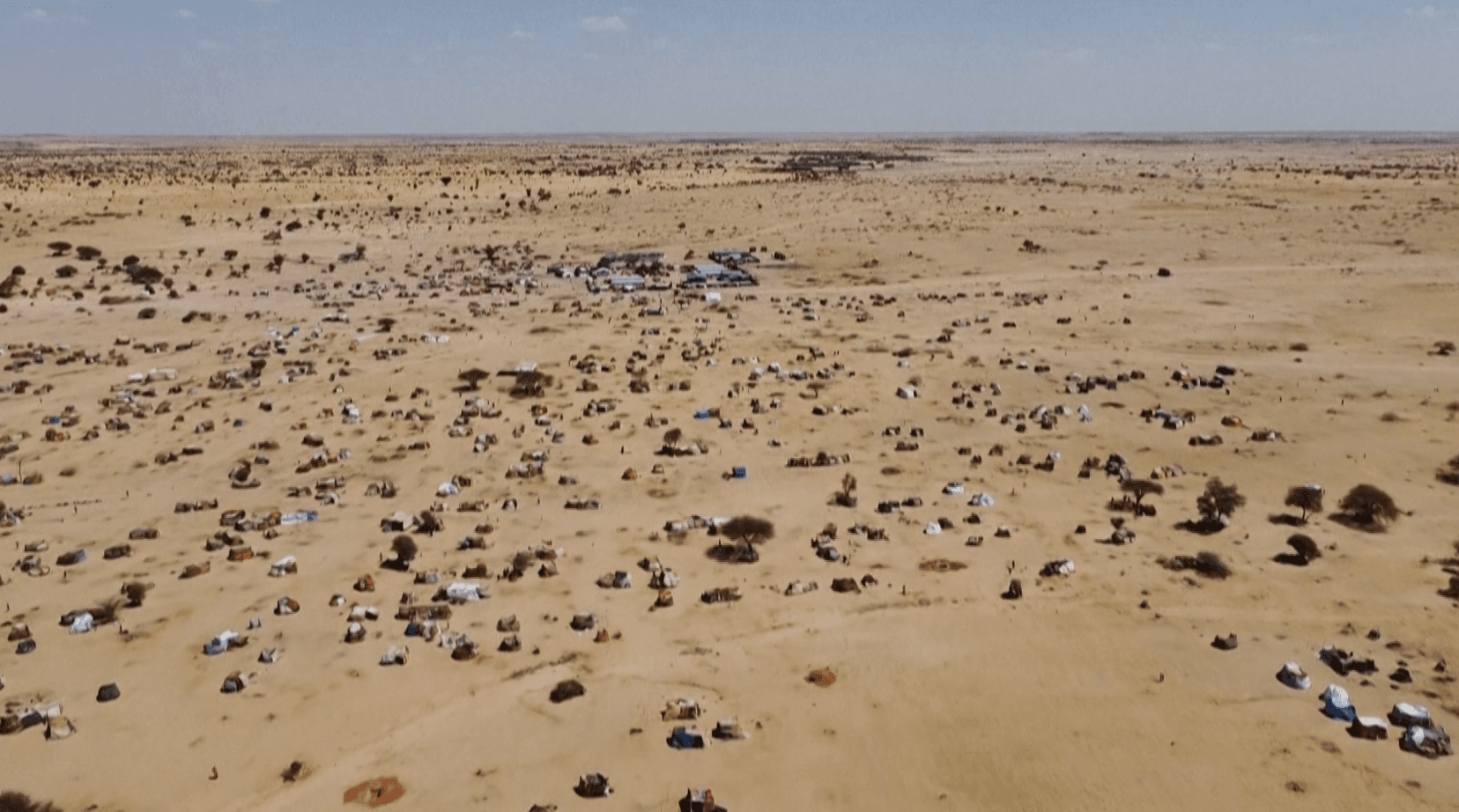 الجوع يلاحق الفارين من الحرب.. نداء عاجل لإنقاذ لاجئي السودان