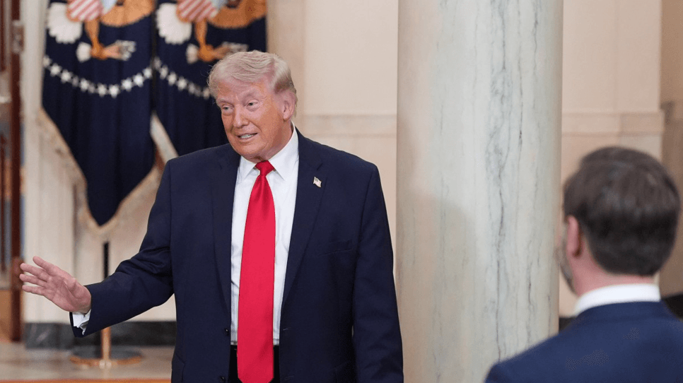 ترامب يطّلع على إسقاط مقاتلة أميركية فوق إيران