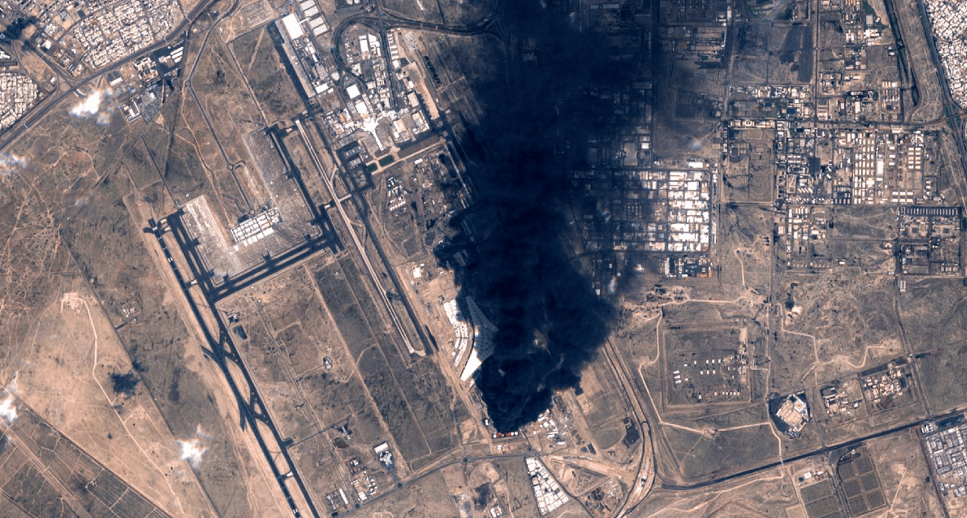 الكويت تعلن تعرض محطة كهرباء لضربة إيرانية ومقتل عامل