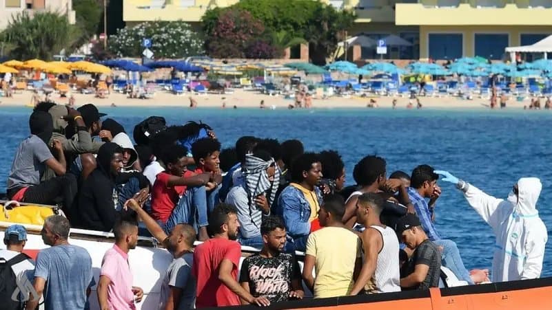 أغلبهم سودانيون.. فقدان 61 مهاجرا بانقلاب قارب قبالة سواحل ليبيا