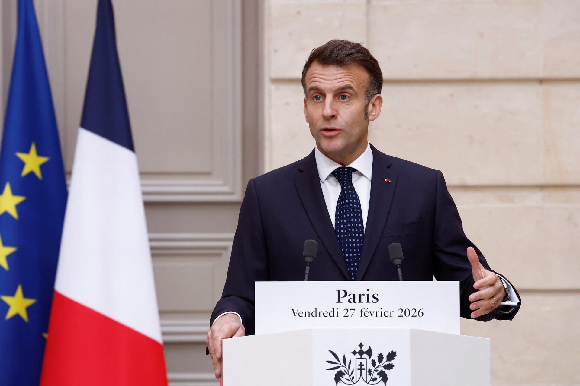 ماكرون يعتبر أن تصريحات ترامب بشأن زوجته "ليست لائقة ولا بالمستوى المطلوب"