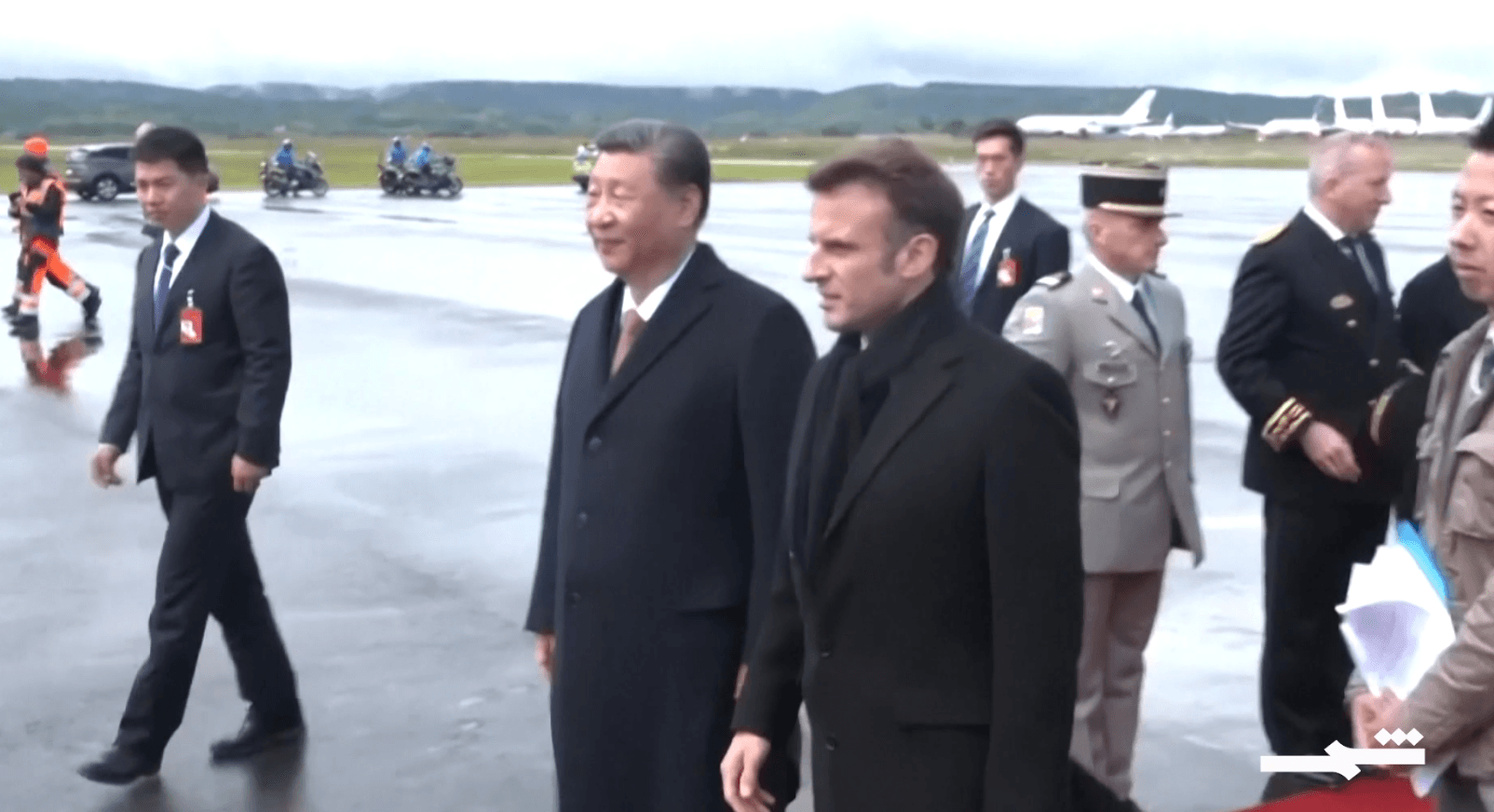 باريس تسعى لإعادة ضبط علاقتها مع الصين