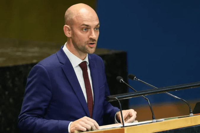 وزير الخارجية الفرنسي: مستعدون للدفاع عن شركائنا بالشرق الأوسط