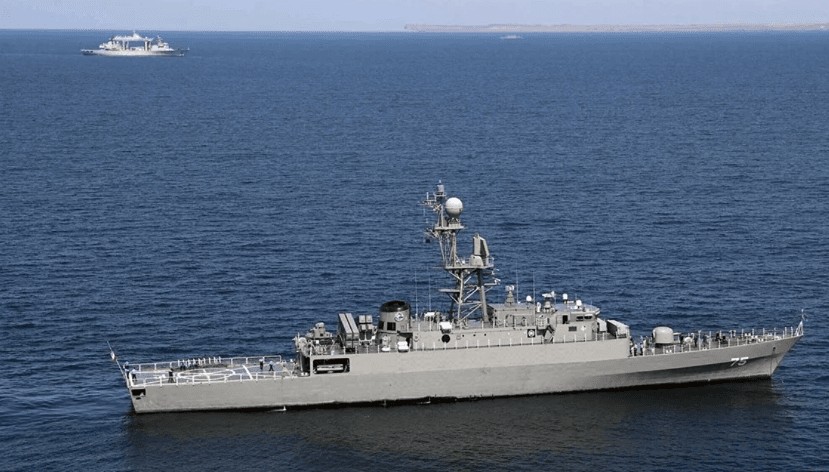 واشنطن تعلن إغراق فرقاطة إيرانية في المحيط الهندي