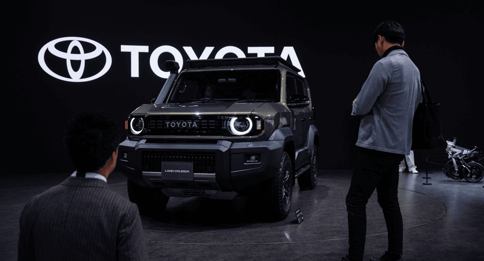 تويوتا تحطم أرقامها القياسية وتظل أكبر مصنع سيارات في العالم