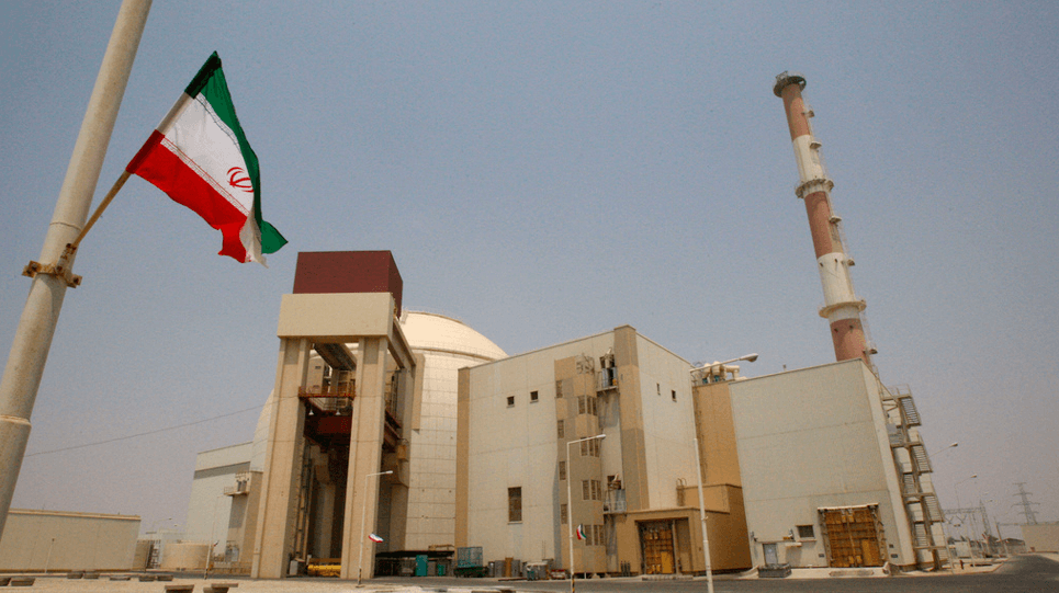 روسيا تباشر إجلاء 198 عاملا من محطة بوشهر إثر ضربة استهدفت محيطها