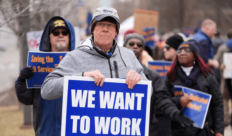 تباطؤ سوق العمل الأميركي يقترب من أعلى مستوى منذ أربع سنوات