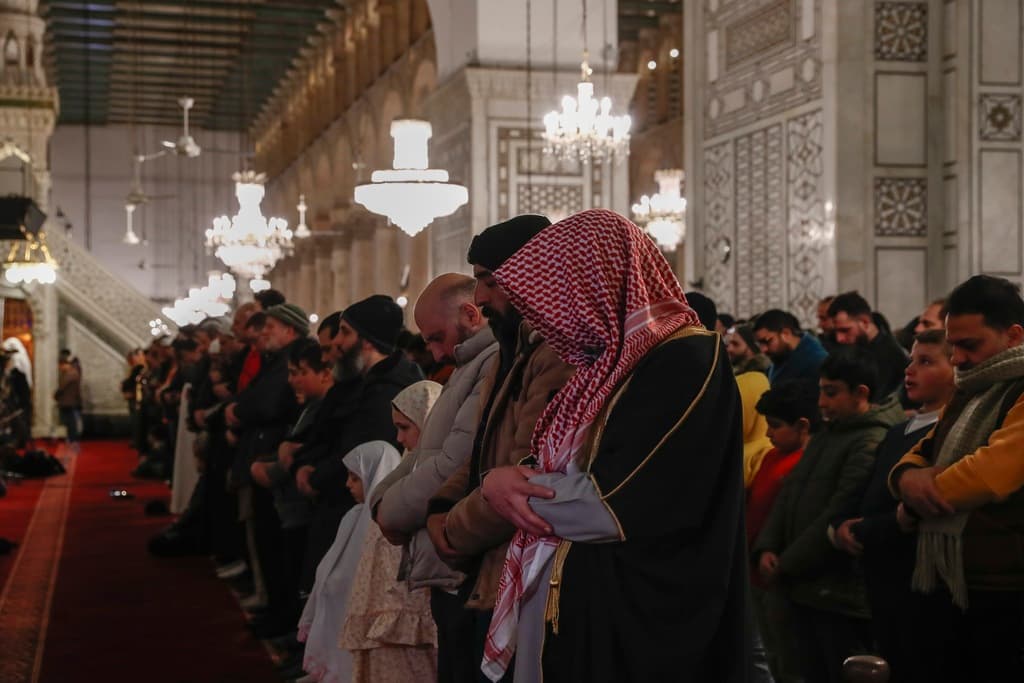 دمشق تحدد ضوابط جديدة للخطاب الديني وتمنع التحريض