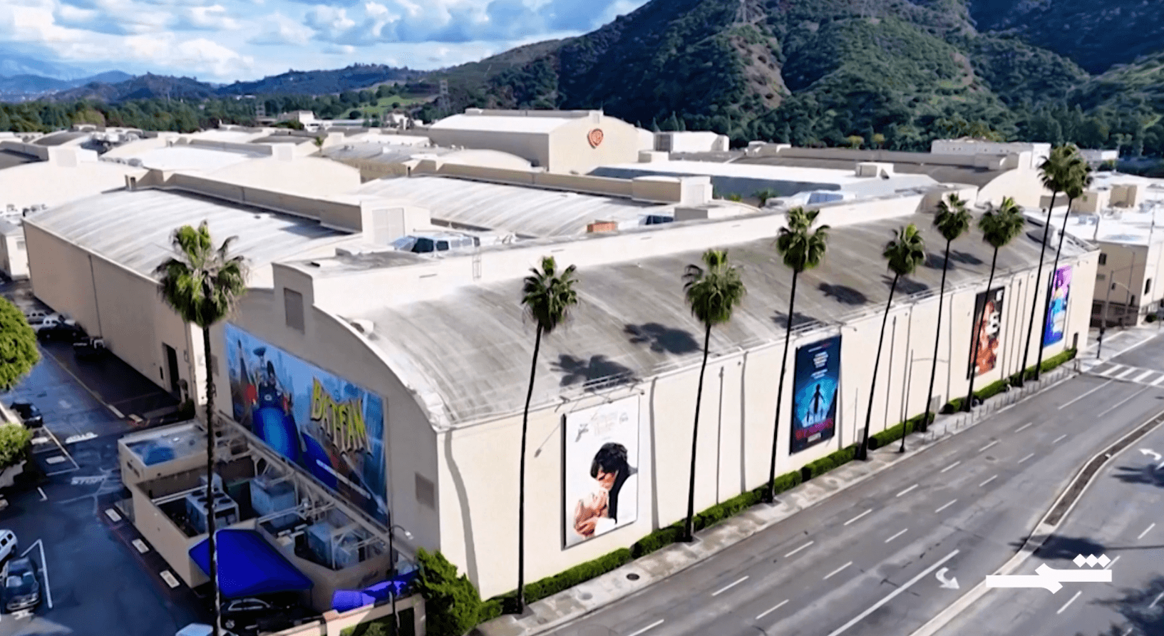 تحالف خليجي أميركي يدخل السباق ويقلب معادلة شراء "وارنر بروذرز ديسكوفري"