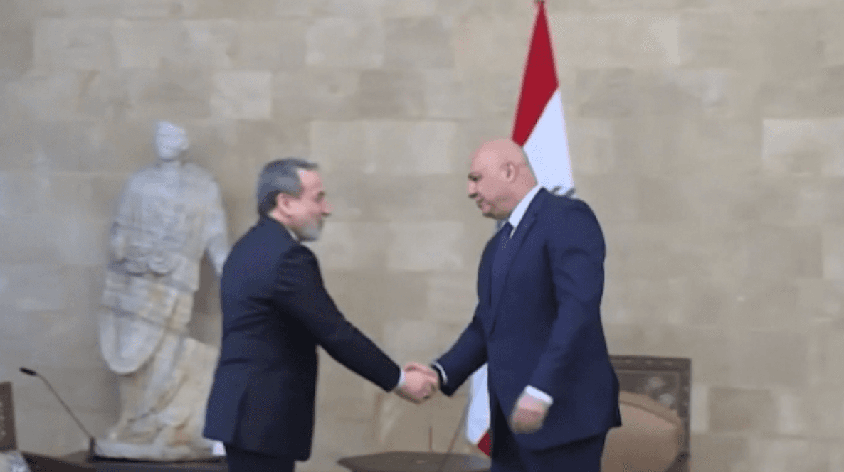 إيران تعلن دعم "حزب الله" وسط تصاعد الضغوط الأميركية والإسرائيلية