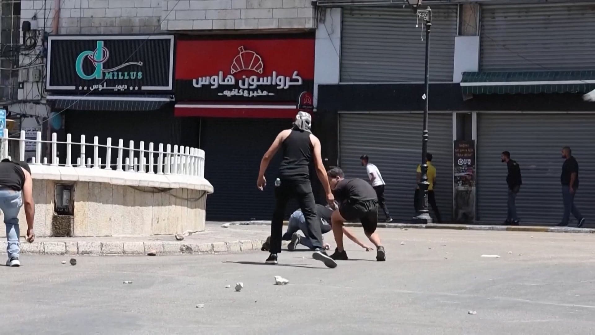 اقتحام إسرائيلي لرام الله يوقع عشرات الإصابات