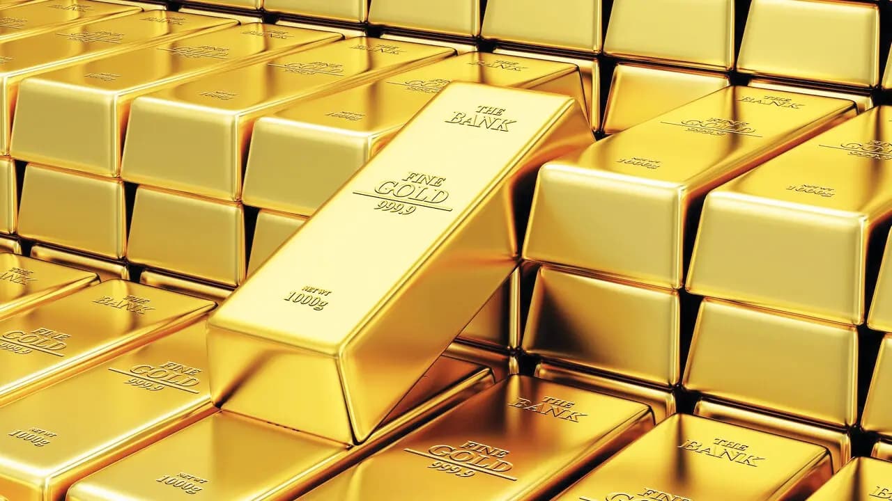 الذهب يقترب من أعلى مستوى تاريخي