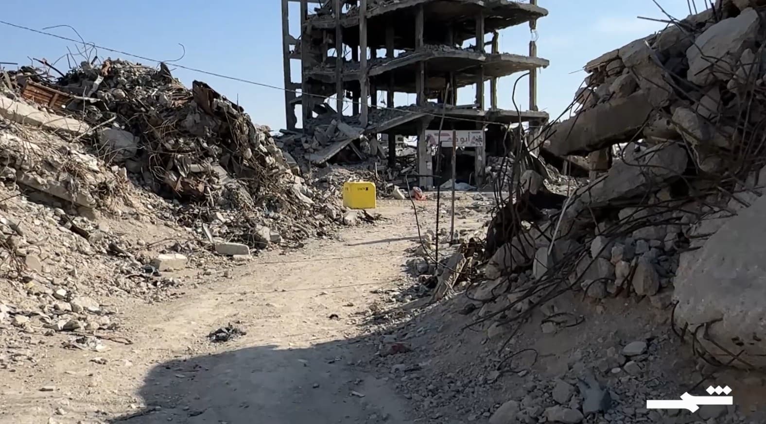 الجيش الإسرائيلي ينشر مكعبات إسمنتية في غزة