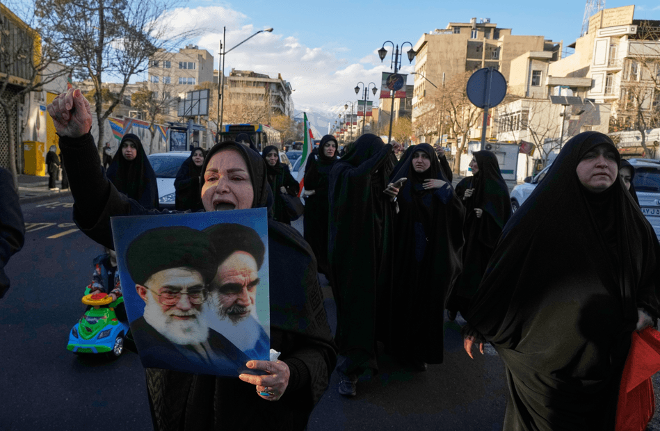 تأجيل مراسم تشييع خامنئي بعد ترقب تنظيمها