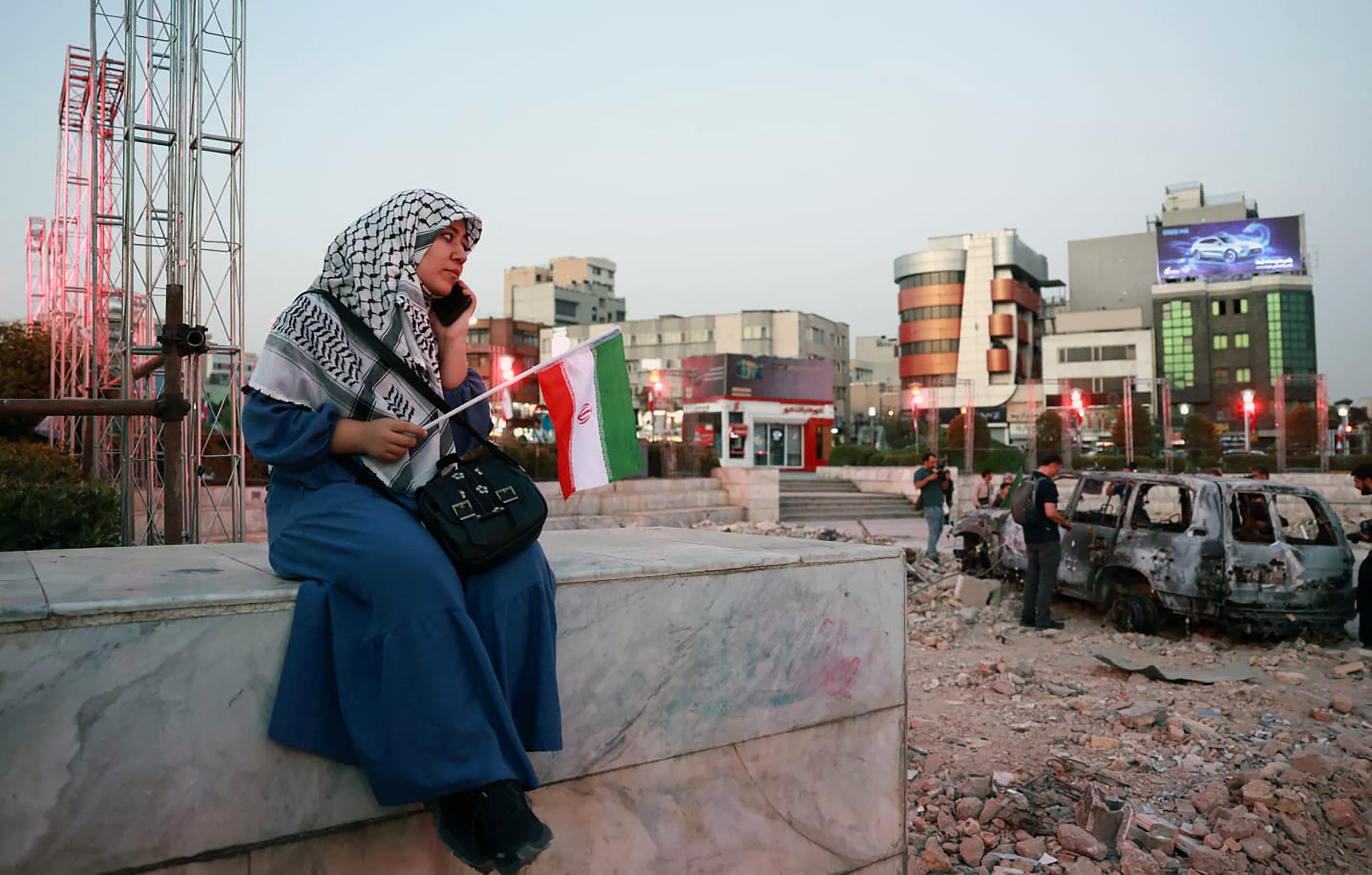 ضربة إسرائيلية تودي بحياة 16 شخص شمال إيران