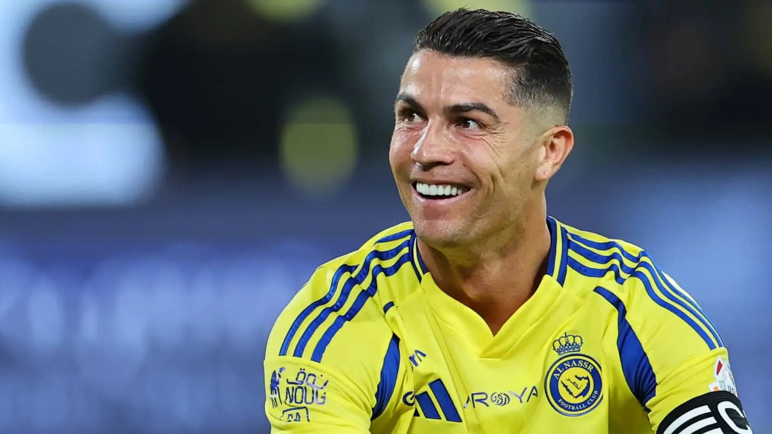النصر السعودي يمدد عقد كريستيانو رونالدو حتى 2027