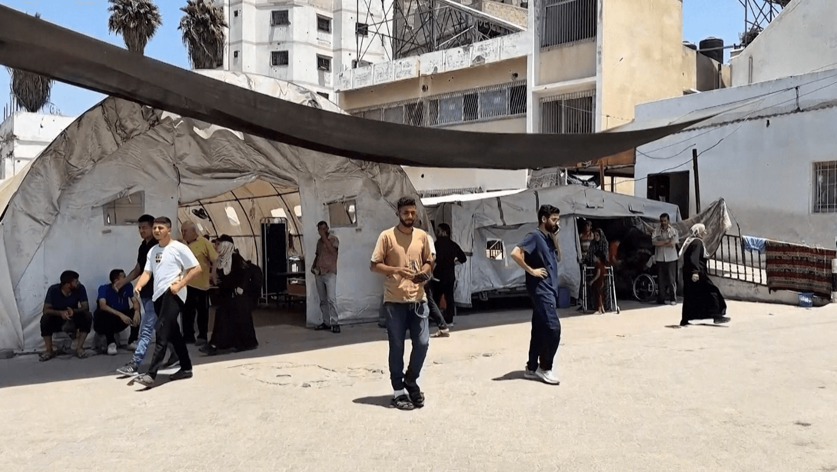 تصعيد إسرائيلي يستهدف الكنيسة الكاثوليكية في غزة