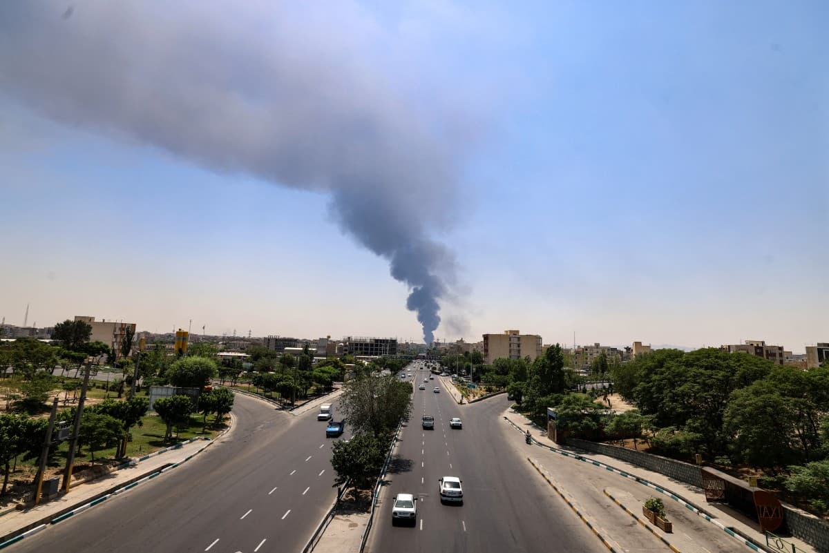 128قتيلا و900 جريح في الضربات الإسرائيلية على إيران